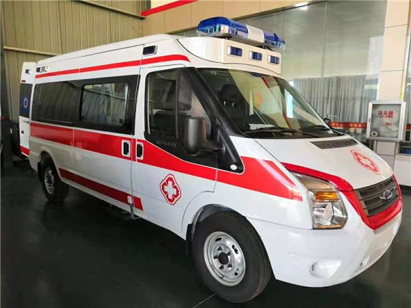 那曲福特V362救护车